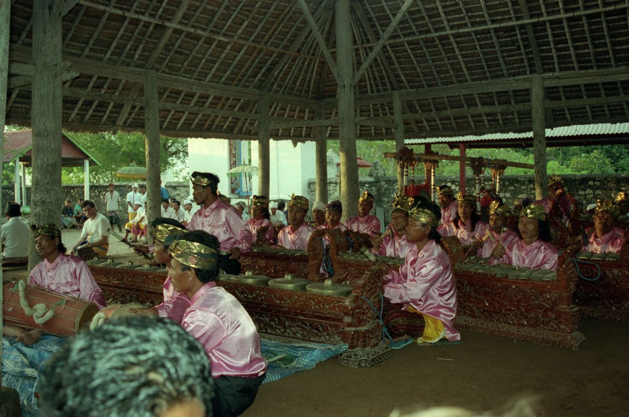 Noise makers on Gemelan at the Temple Festival