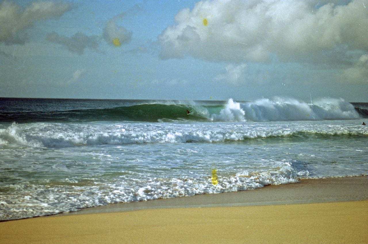 &lsquo;Small&rsquo; Off-The-Wall (next peak up west from Pipeline)