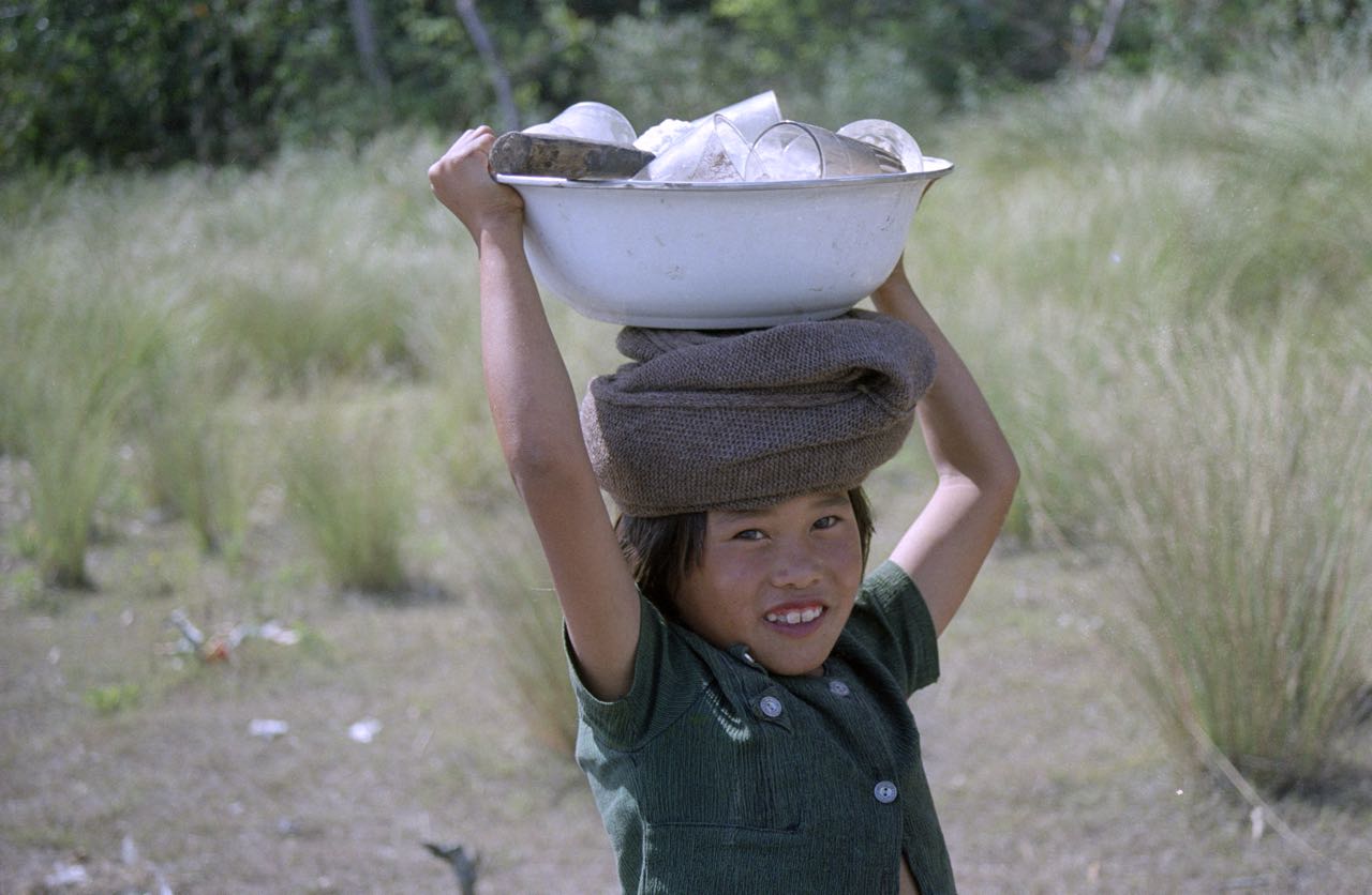 Doing the dishes in Lake Batur
