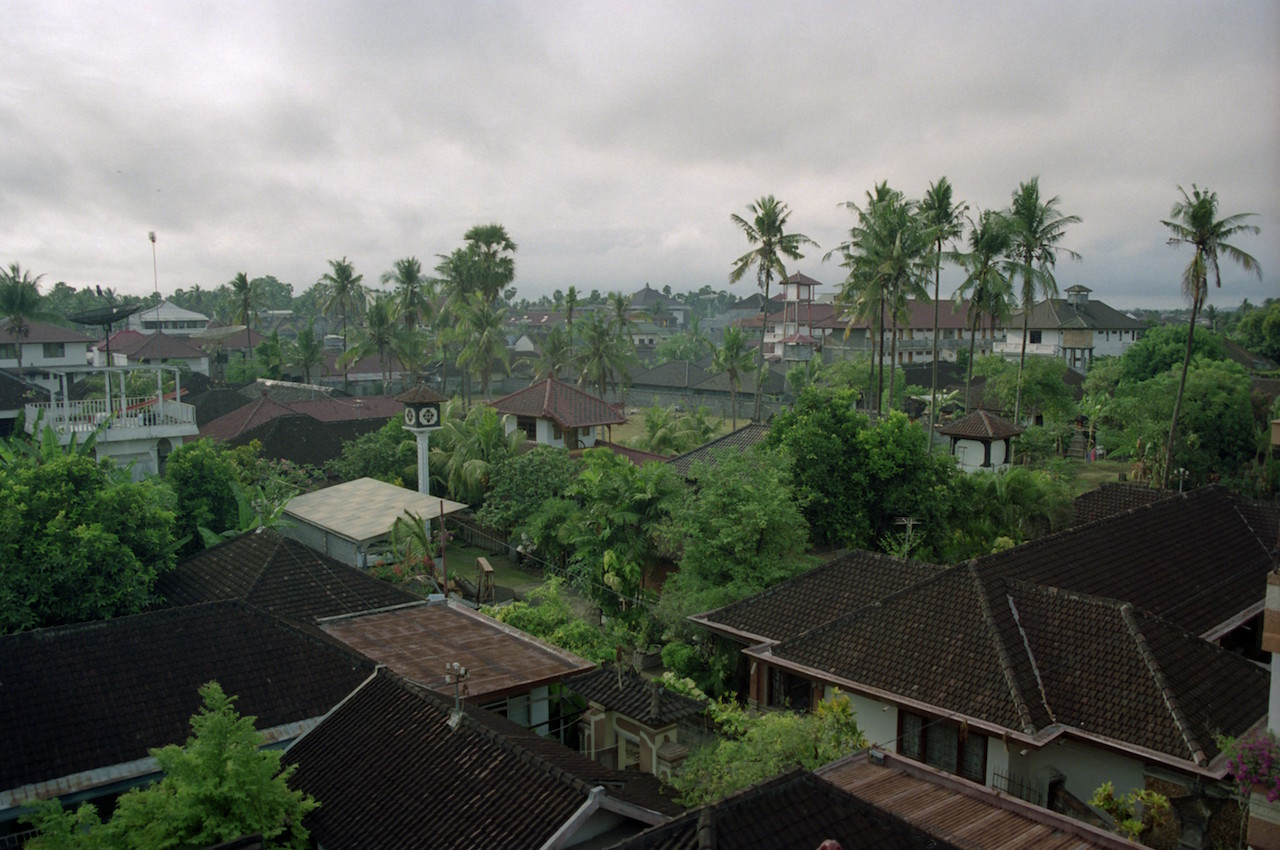 The mish-mash of Kuta/Legian looking from Poppies Lane II toward the beach
